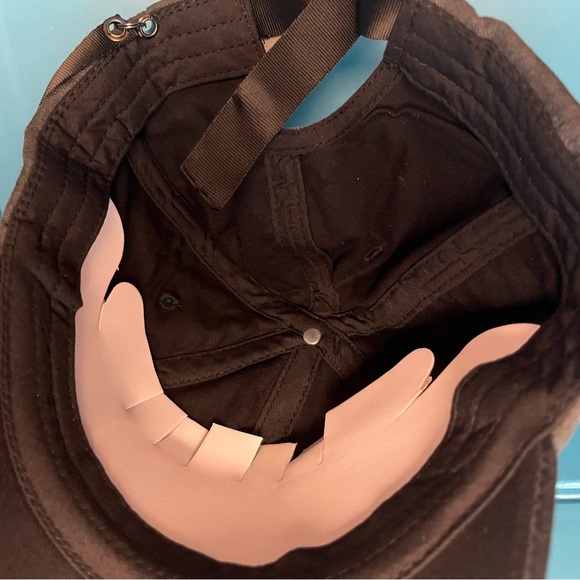 Pop Mart - Zsiga Duckbill Cap - Picture 6 of 13